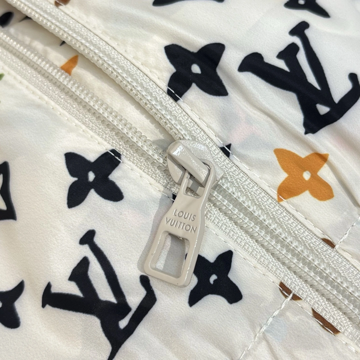 wg.luxury-- 8V embroidery 2colour item: E-F443J1841-2H